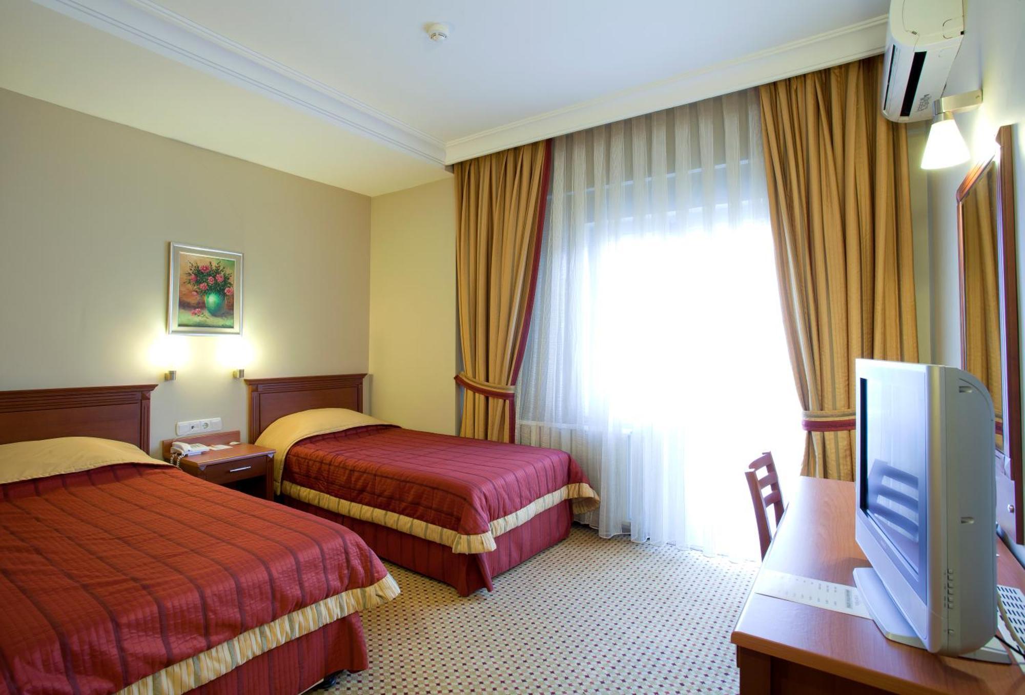 Sefa Hotel 2 Корлу Экстерьер фото